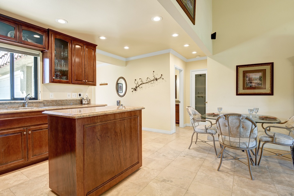 DINING TABLE REVERSE.jpg mls