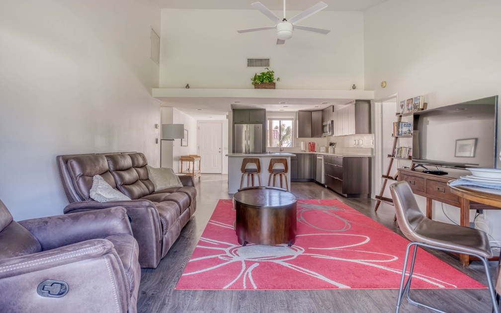 East Island Living Space
