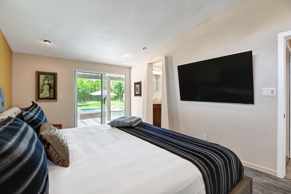 MAIN BEDROOM OVER BED