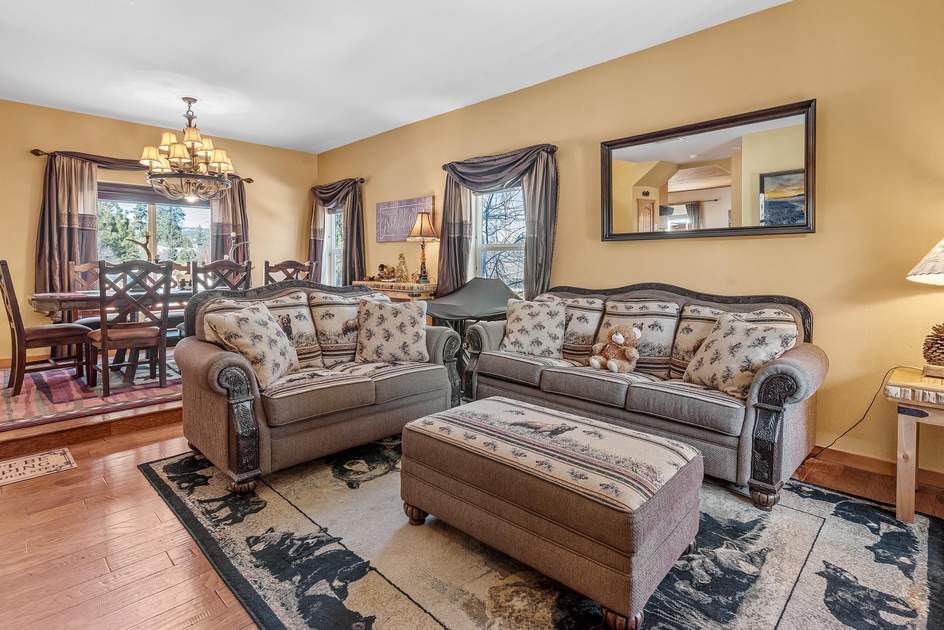 017 - Malabar Paradise | 4 Bedroom House in Big Bear City, CA