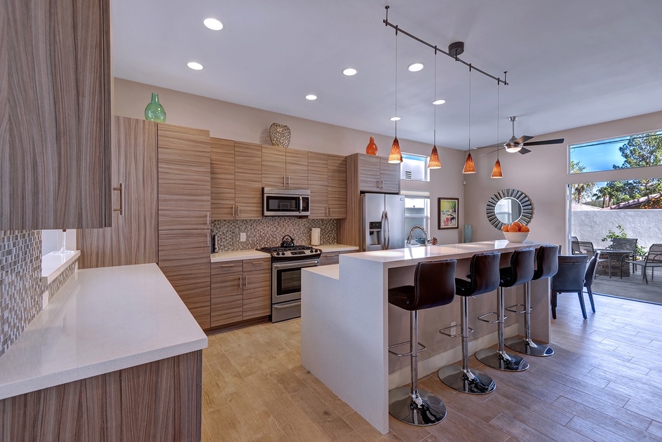 KITCHEN TO PATIO