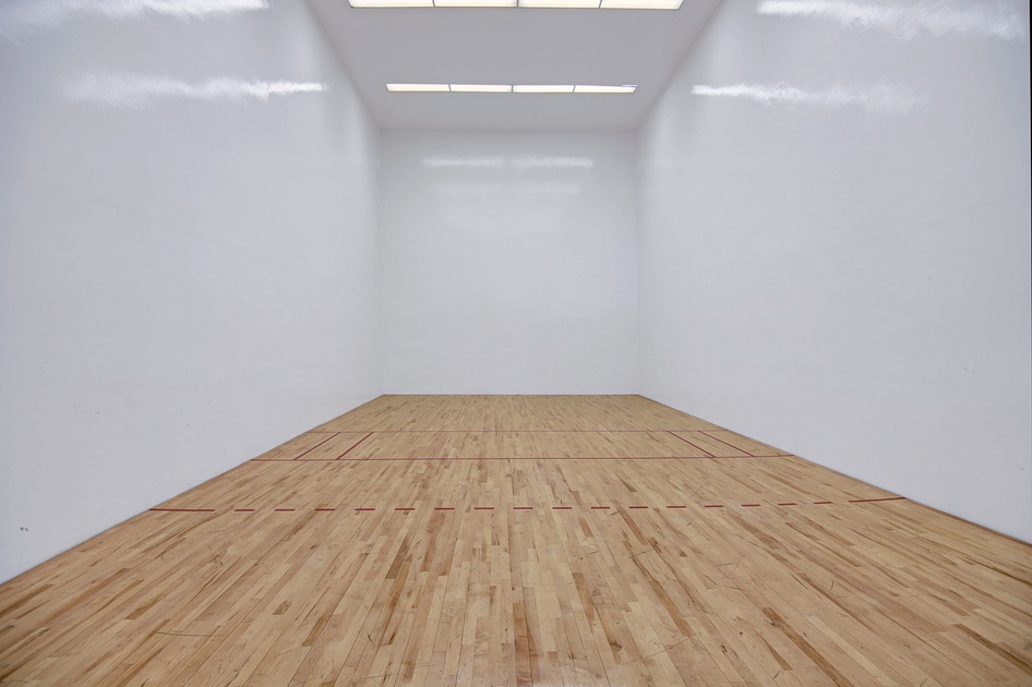 RACQUET BALL COURT