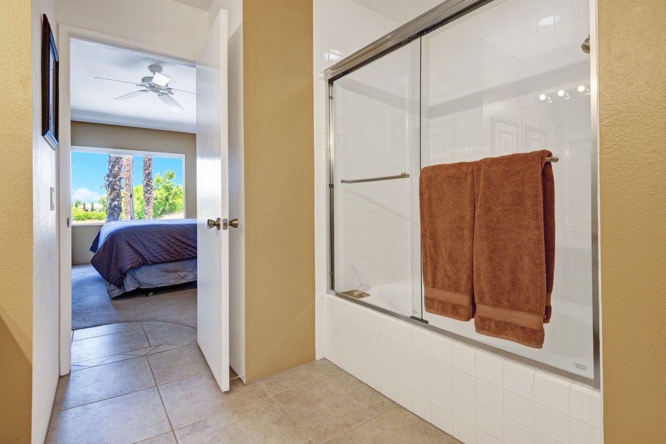 PRIMARY SHOWER.jpg mls