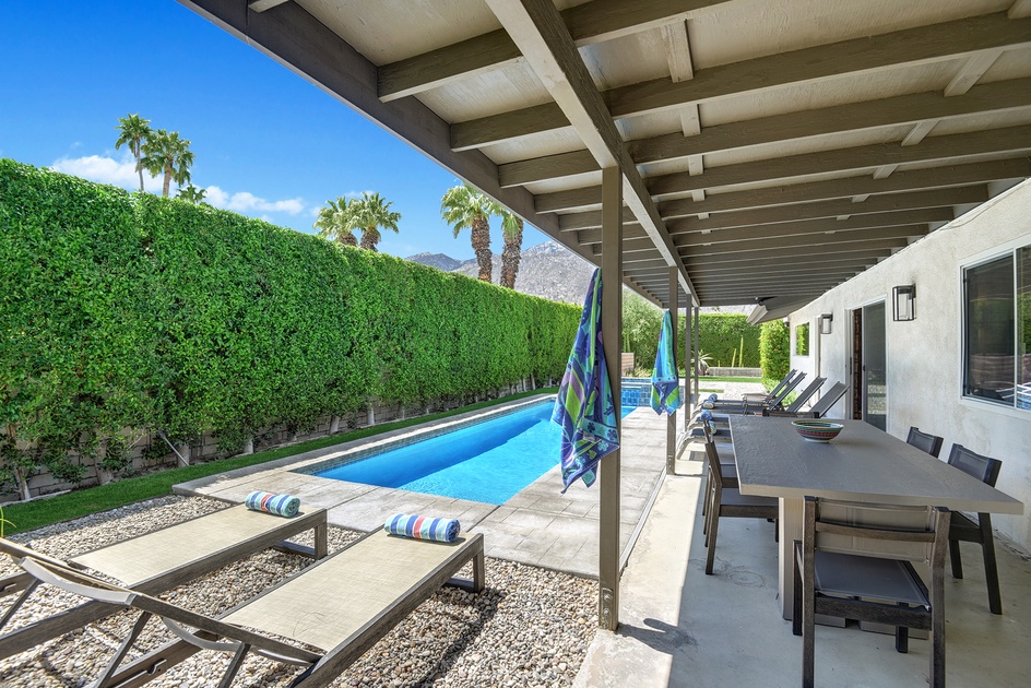 COVERED PATIO