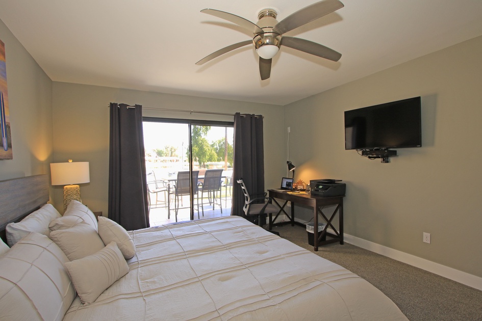 Queen Bed