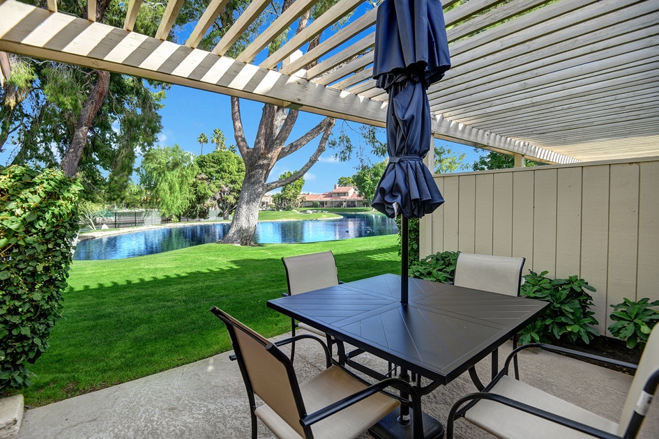 PATIO REVERSE