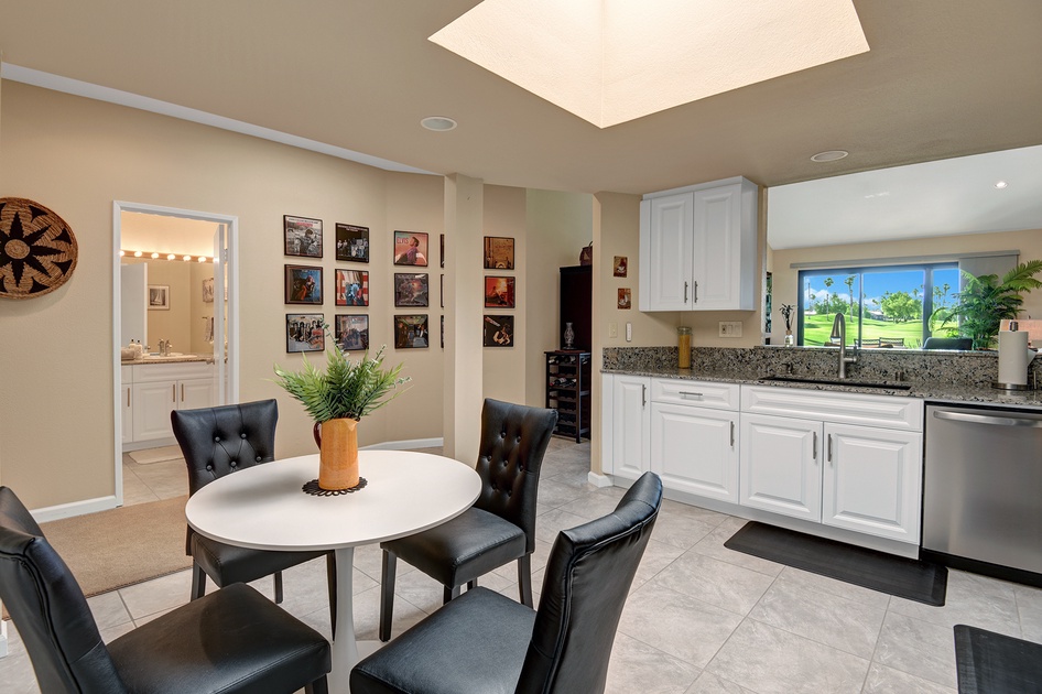 KITCHEN REVERSE