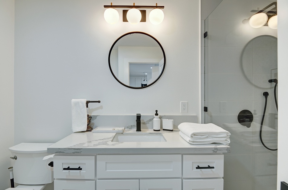 GUEST BATHROOM
