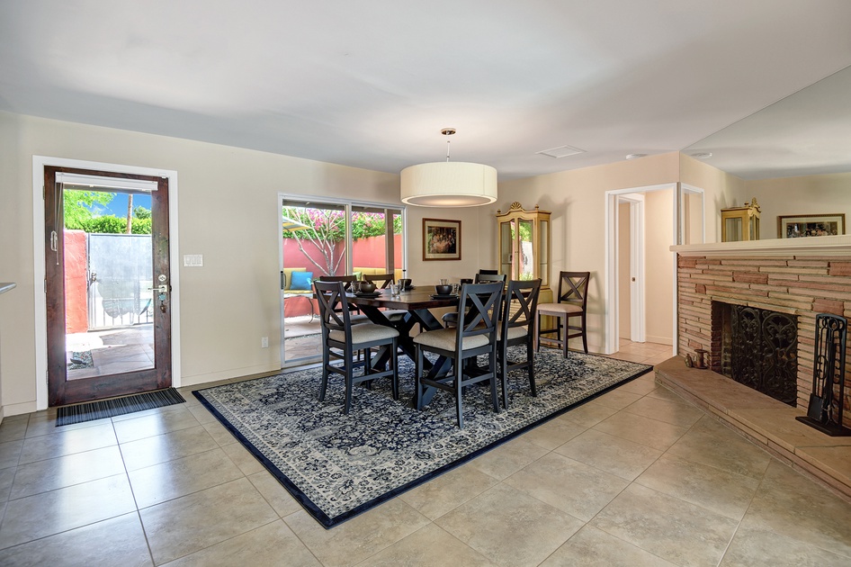 DINING SPACE
