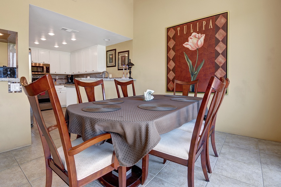 DINING SPACE CONTINUED.jpg mls