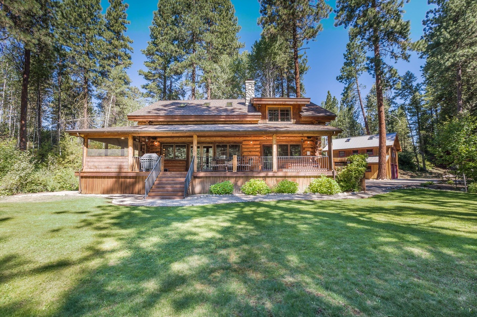 Arrowhead Lodge