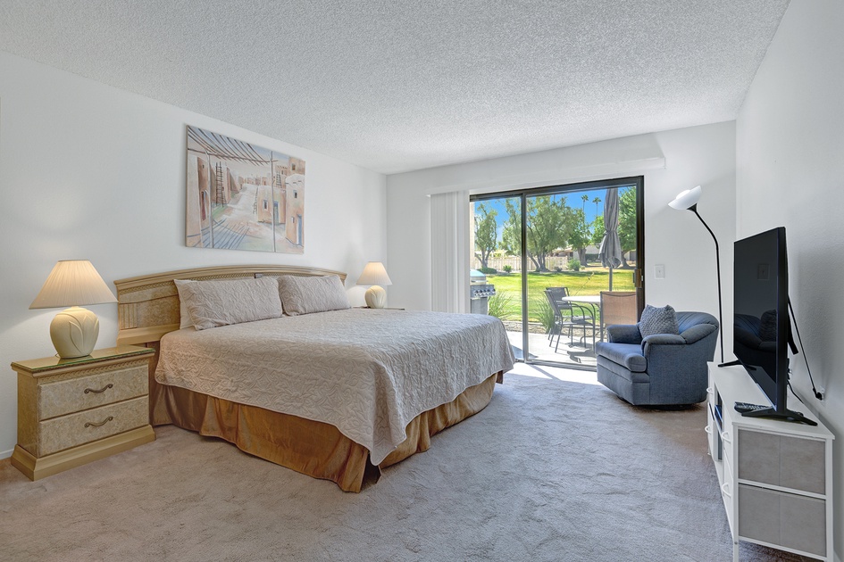 BEDROOM.jpg mls