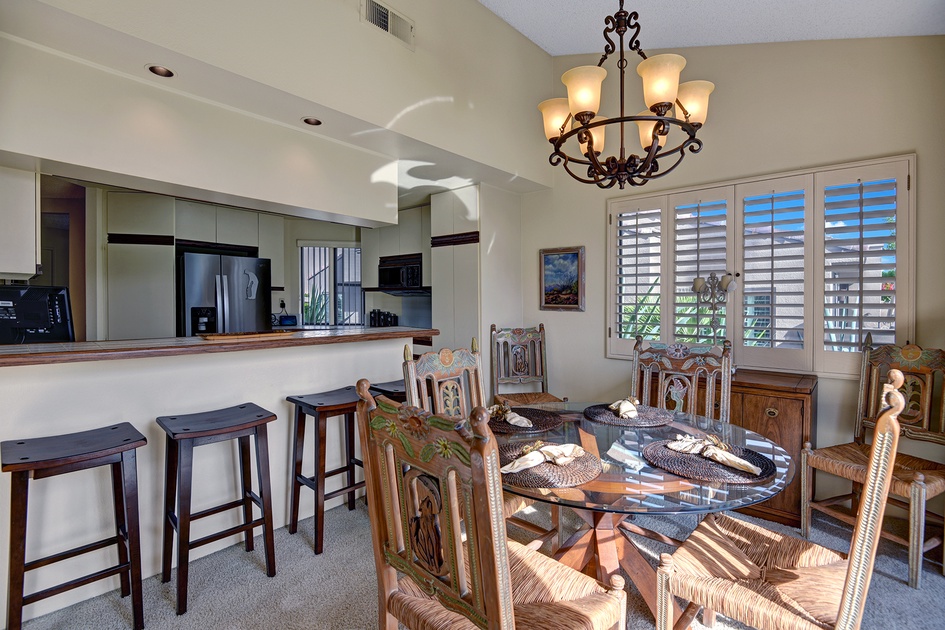 DINING TABLE