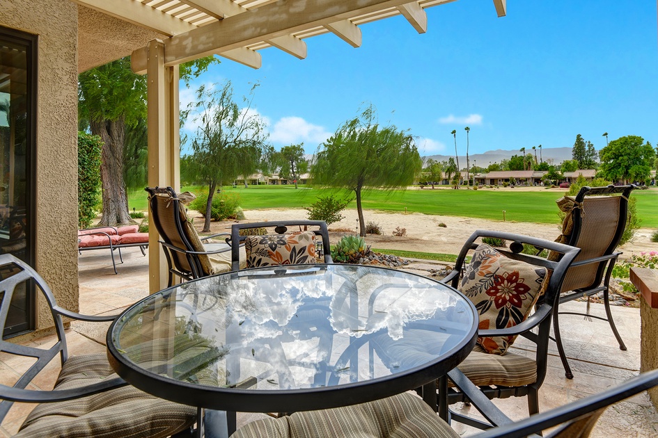 PATIO TABLE REVERSE.jpg mls