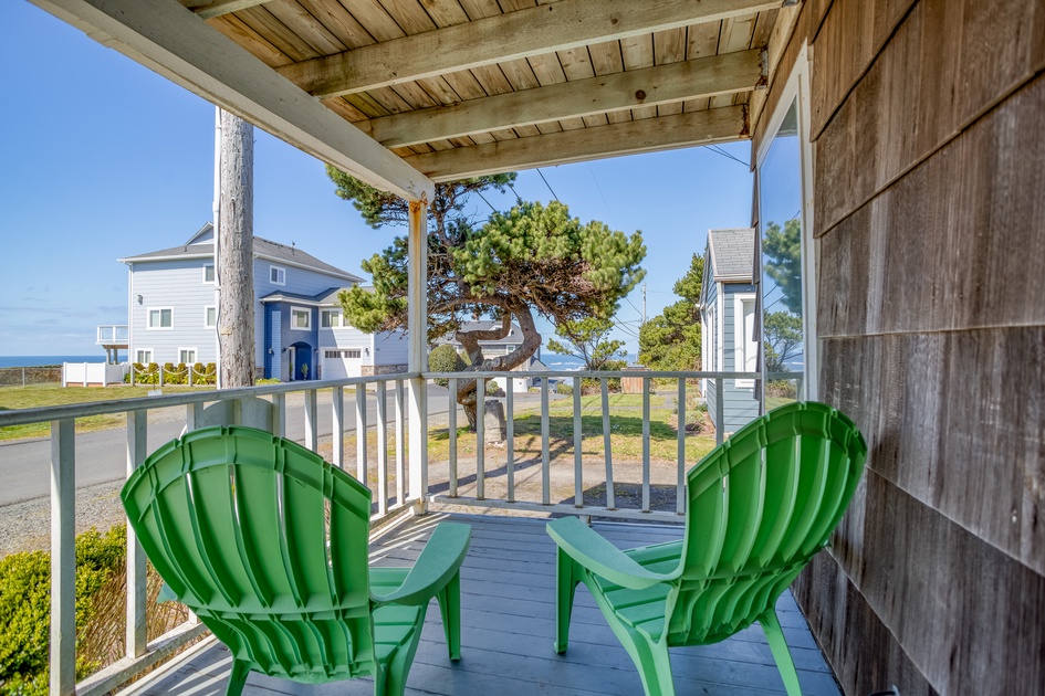Surf Shack  2 Bedroom House in Lincoln City, OR