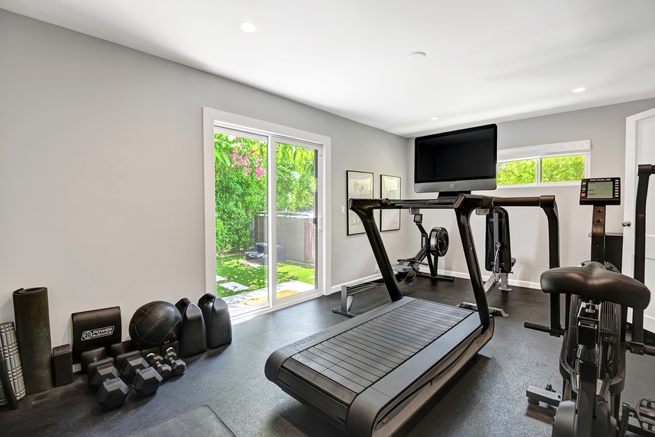 GYM