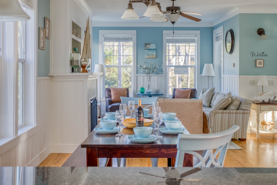 Easy Breezy Living in an Aqua Blue Cottage - Beach Bliss Living