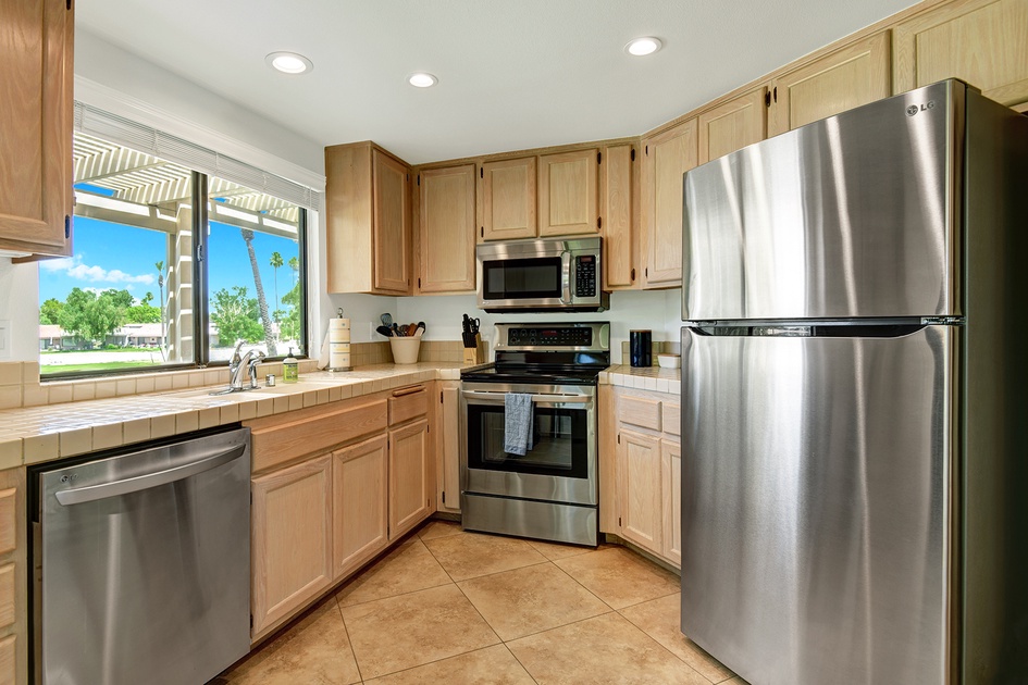 KITCHEN