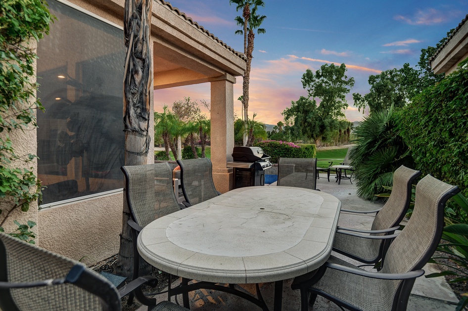 SUNSET PATIO TABLE.jpg mls