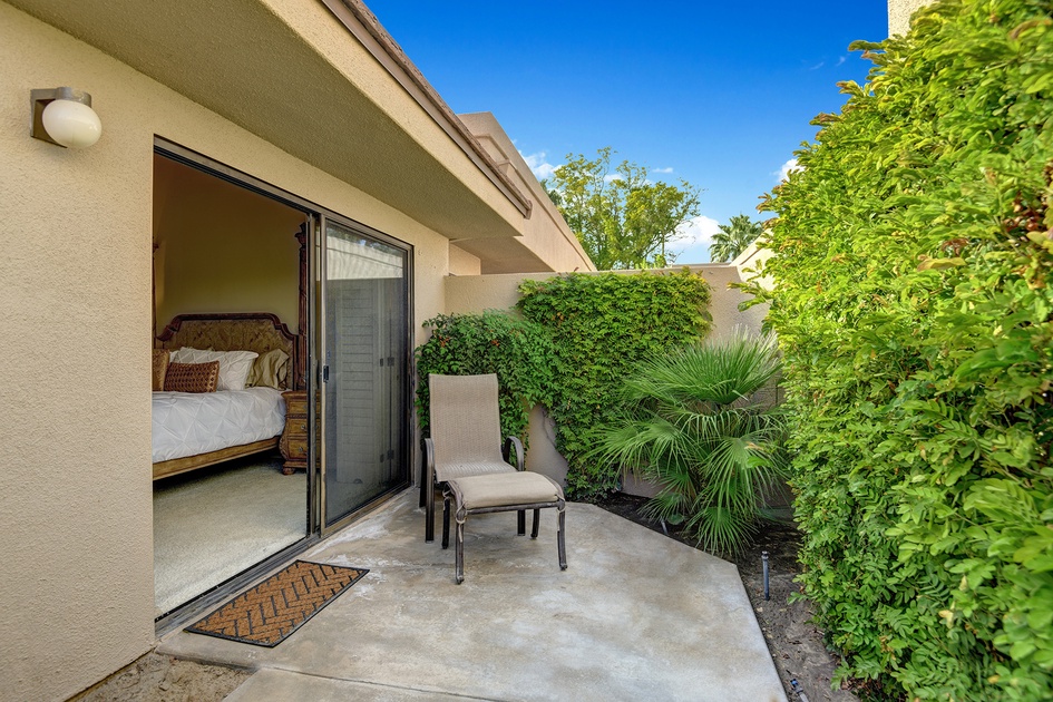 MAIN BEDROOM PATIO