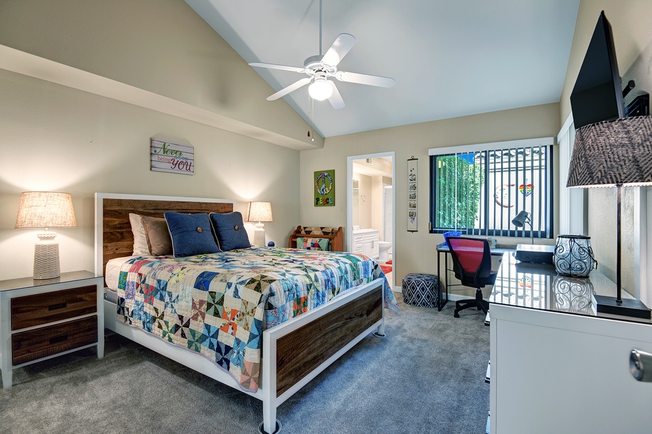 BEDROOM 1