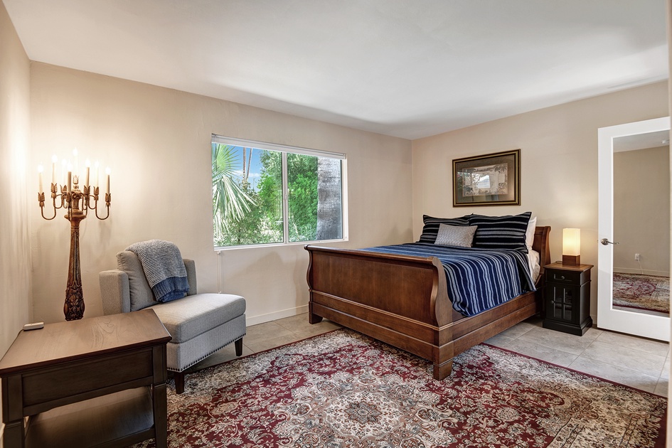 BEDROOM 1
