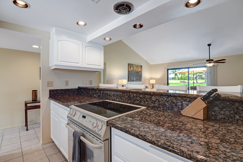 KITCHEN REVERSE.jpg mls