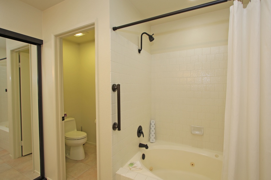 Bathtub