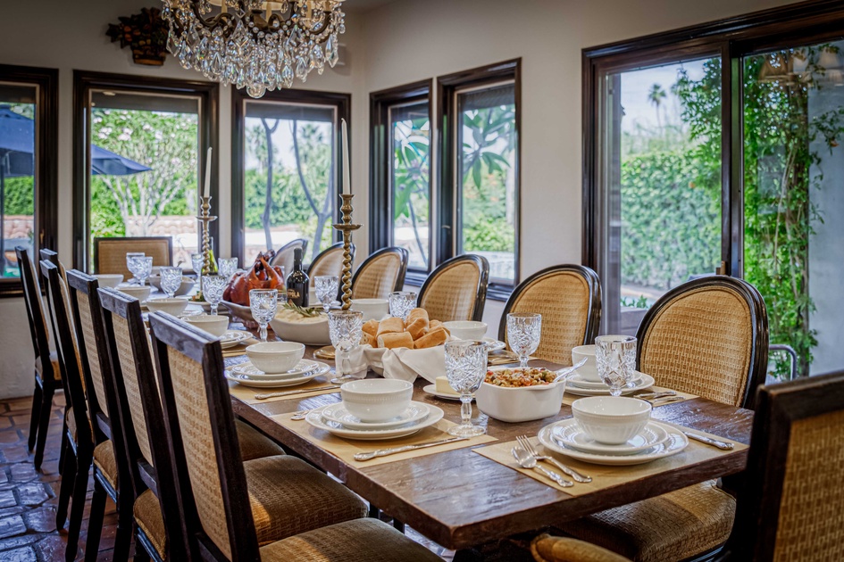 Casa Grande -Formal dining table Room