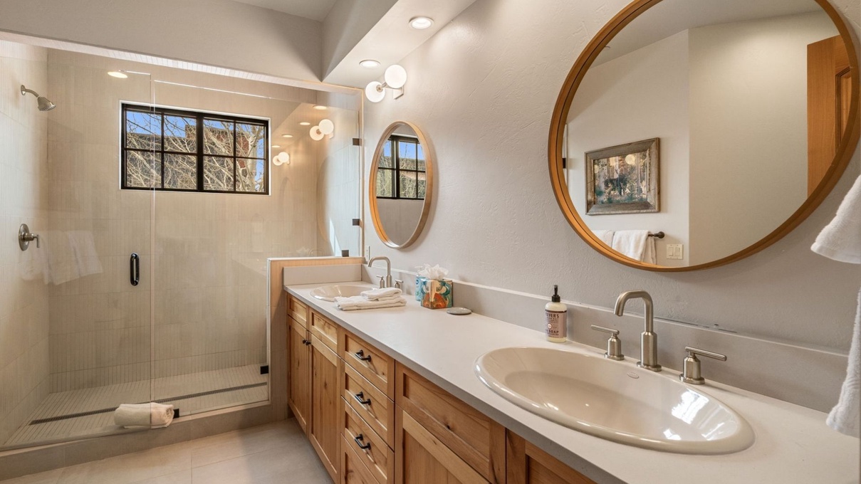 Primary en suite with Double Vanity and Walk-in Shower