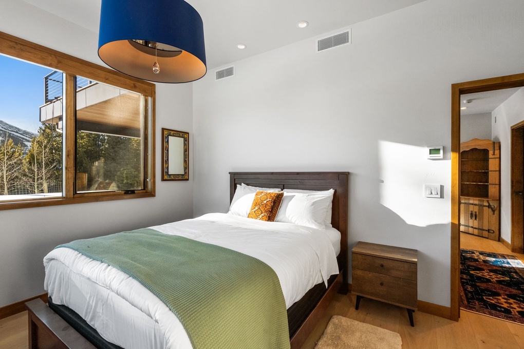 Downstairs Guest Room 2