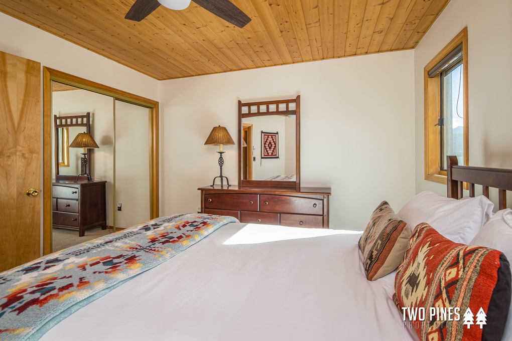 Queen Bedroom