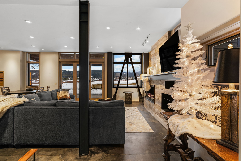 Living Room Access Door to Hot Tub