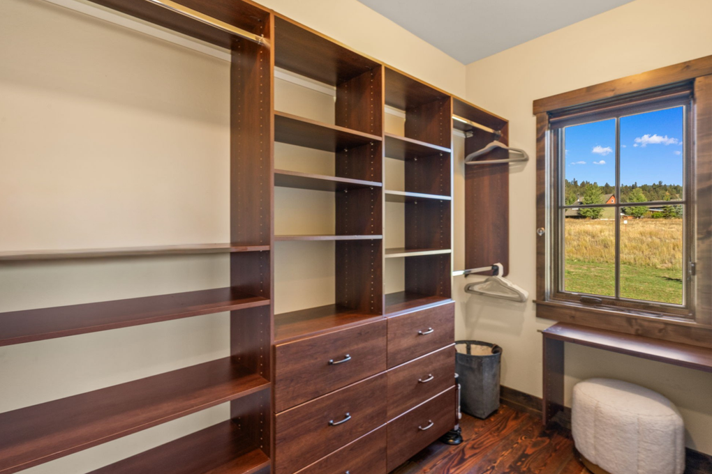 Junior Primary Suite Walk-In Closet