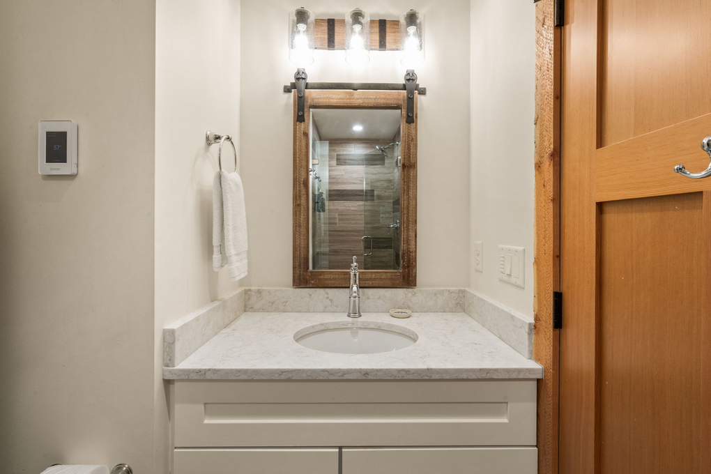 Second Lower Level Guest Bedroom 10 - Full En-Suite Bath w. Walk-in Shower