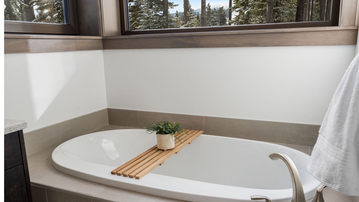 Downstairs Bathroom 