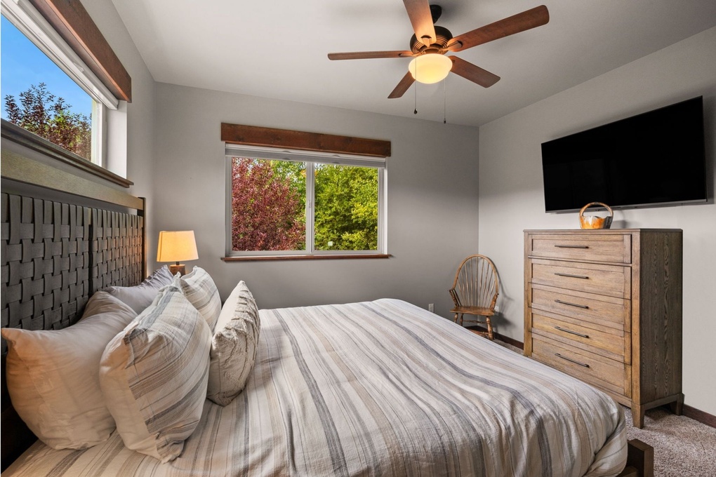 Upstairs Guest Bedroom 2