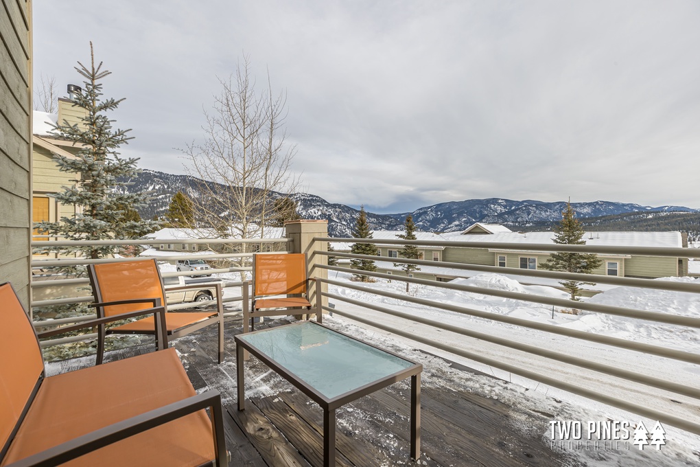 Private Deck