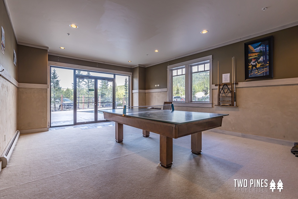 Complex's Private Game Room