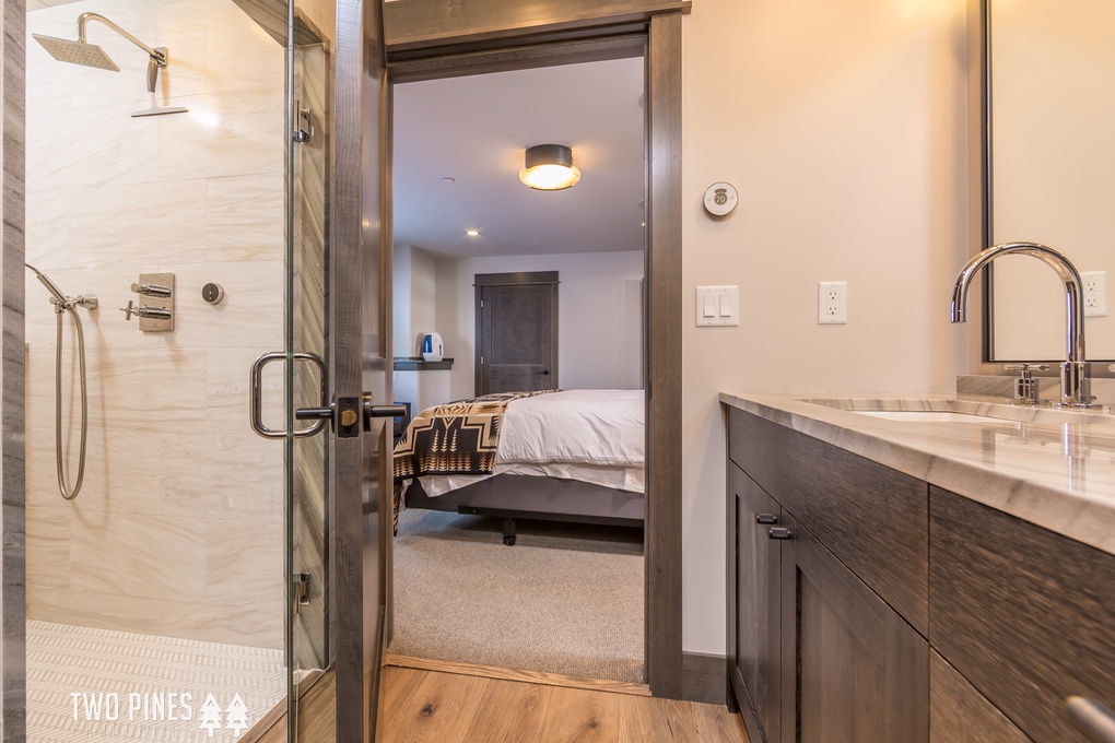Primary Bathroom En Suite