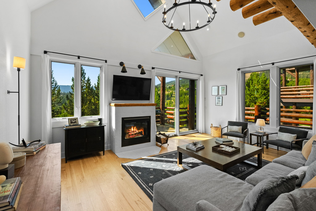 Saddle Ridge U-1