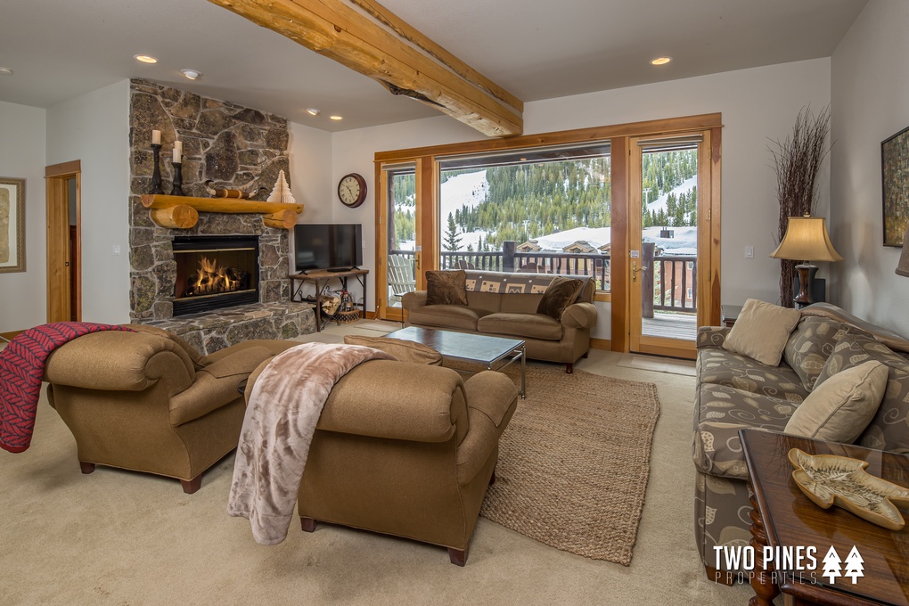Spacious Living Room w/ Wood Fireplace