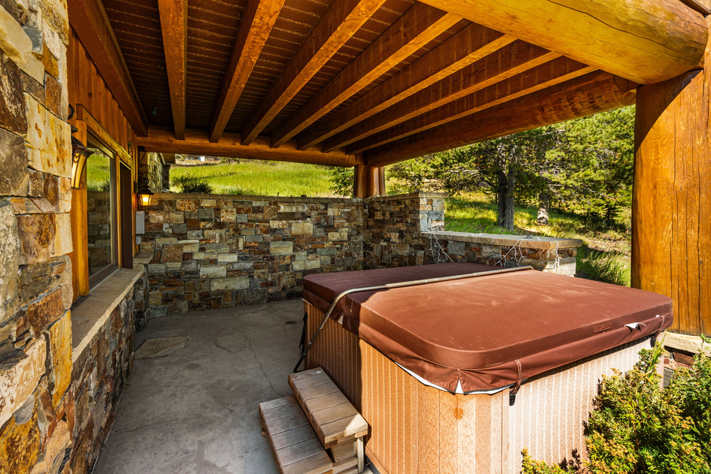 Private Hot Tub