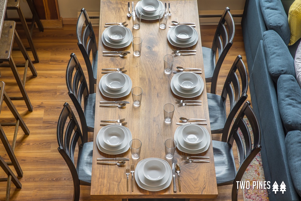 Dining Area with Table Seating for 8