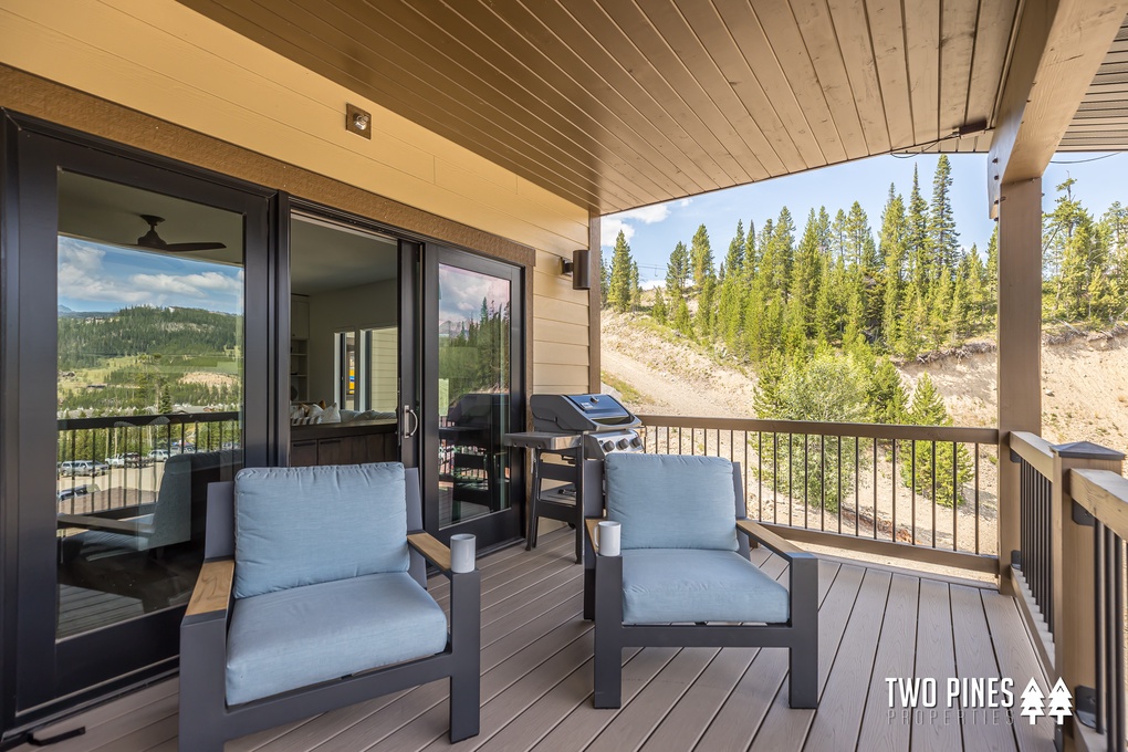 Deck with Grill