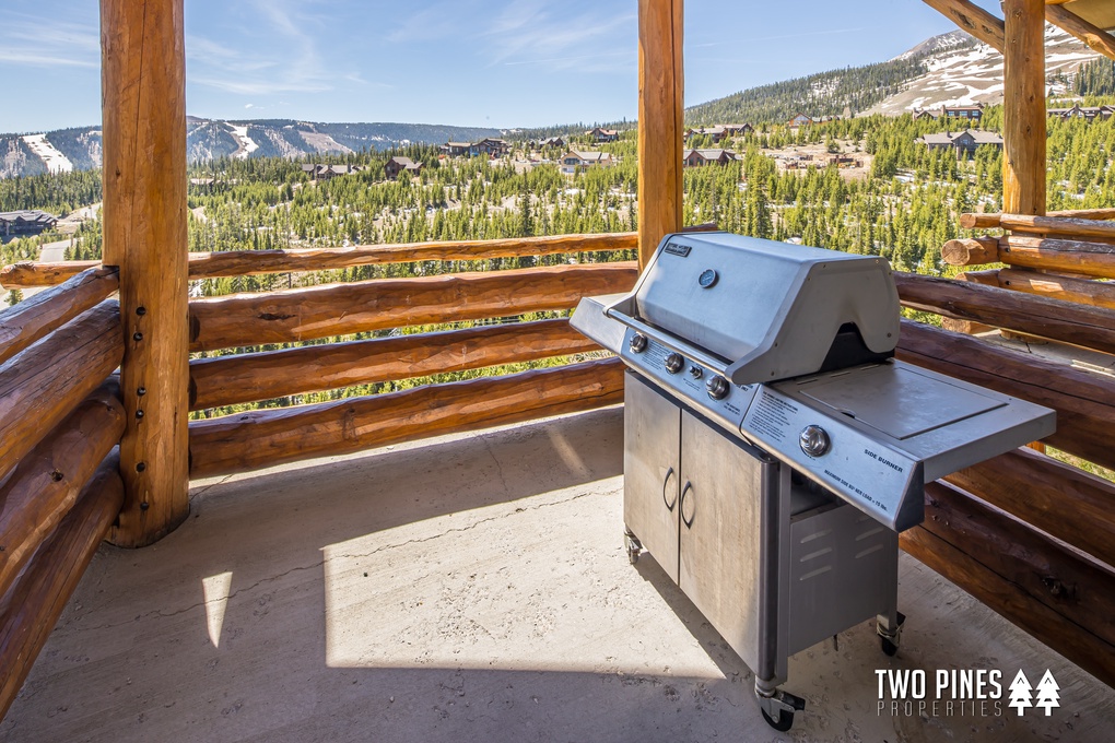 Breathtaking Views While Grilling in Any Season