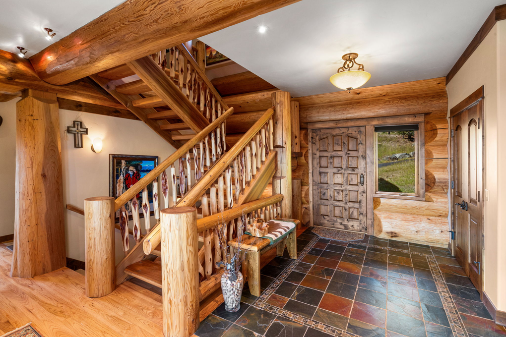 Entryway / Staircase Up and Down