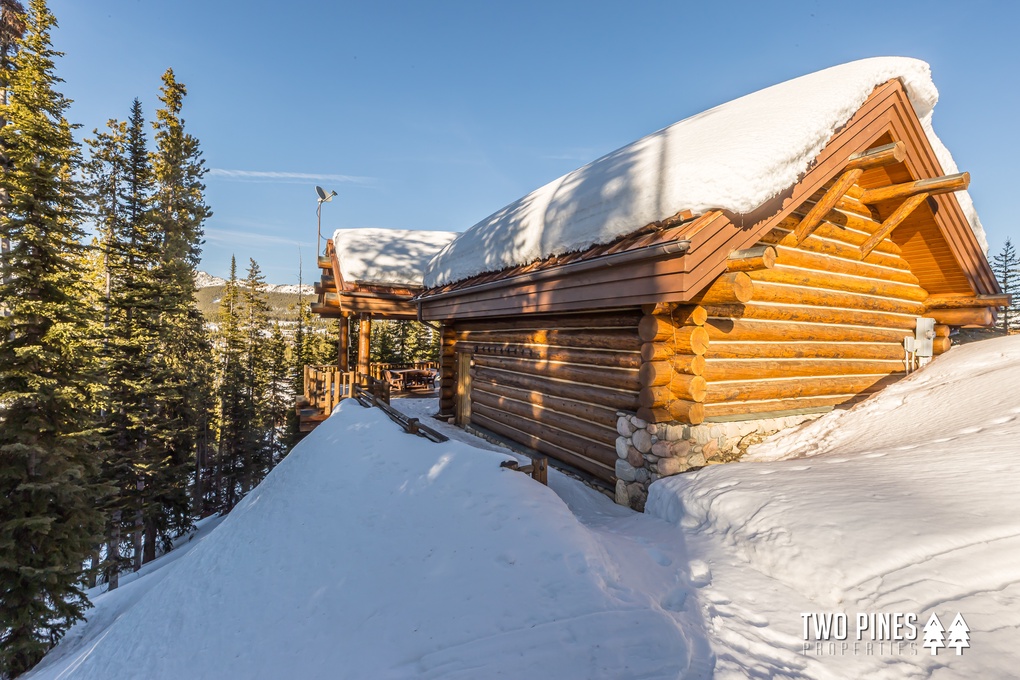 Ski-In/Ski-Out Access