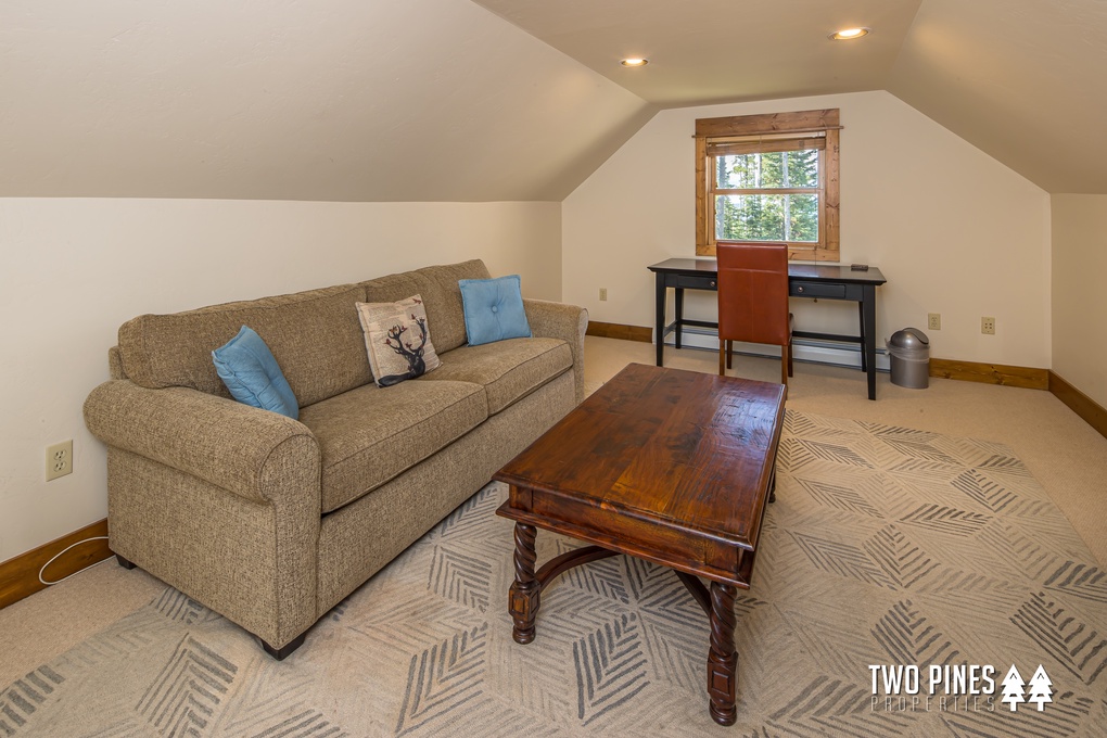 Upstairs Attached Bonus Room with Two Twins