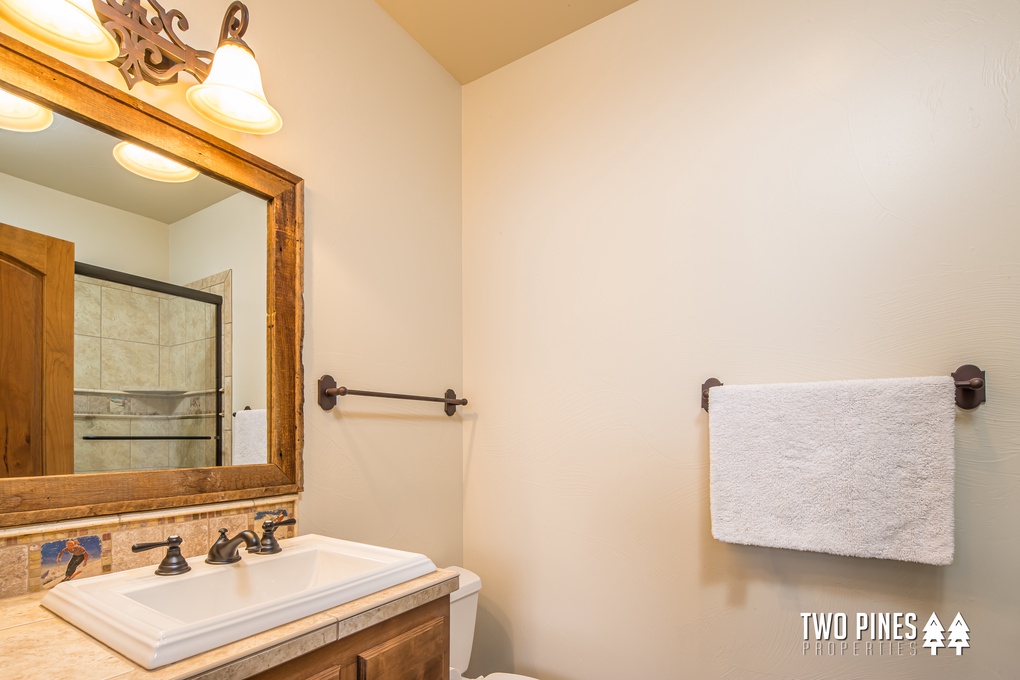 Guest En Suite 1